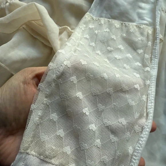 Cream Ruffled dress - Picture 5 of 8